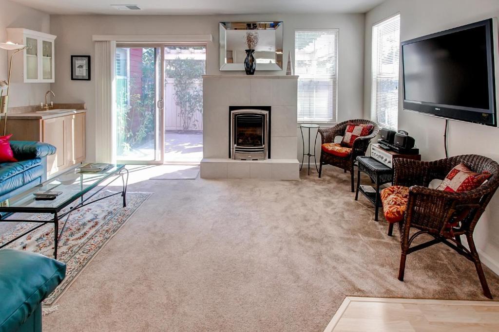 Serene Bungalow-Style Home In Point Reyes Station! 외부 사진