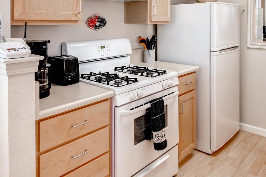 Serene Bungalow-Style Home In Point Reyes Station! 외부 사진