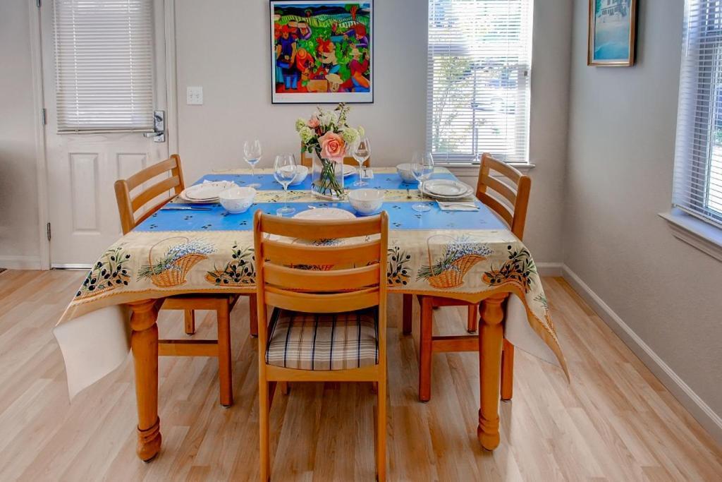 Serene Bungalow-Style Home In Point Reyes Station! 외부 사진